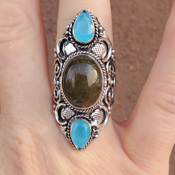 New Labradorite & Chalcedony 925 Silver Statement Ring. - Picture 11 of 15